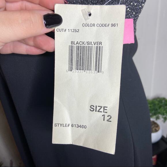 NWT Onyx Nite by Wendye Chaitin Sparkle Dress (Size 12) - Picture 6 of 8
